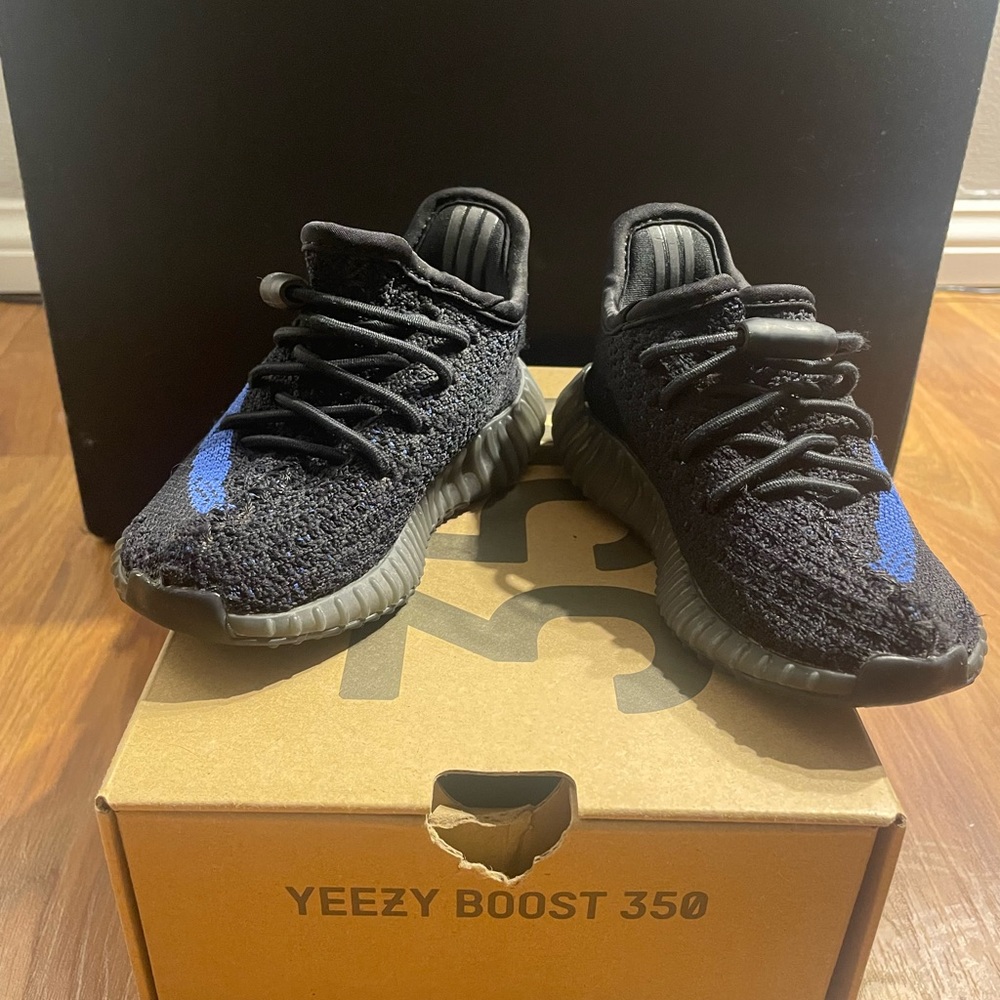 Adidas Yeezy Boost 350 V2